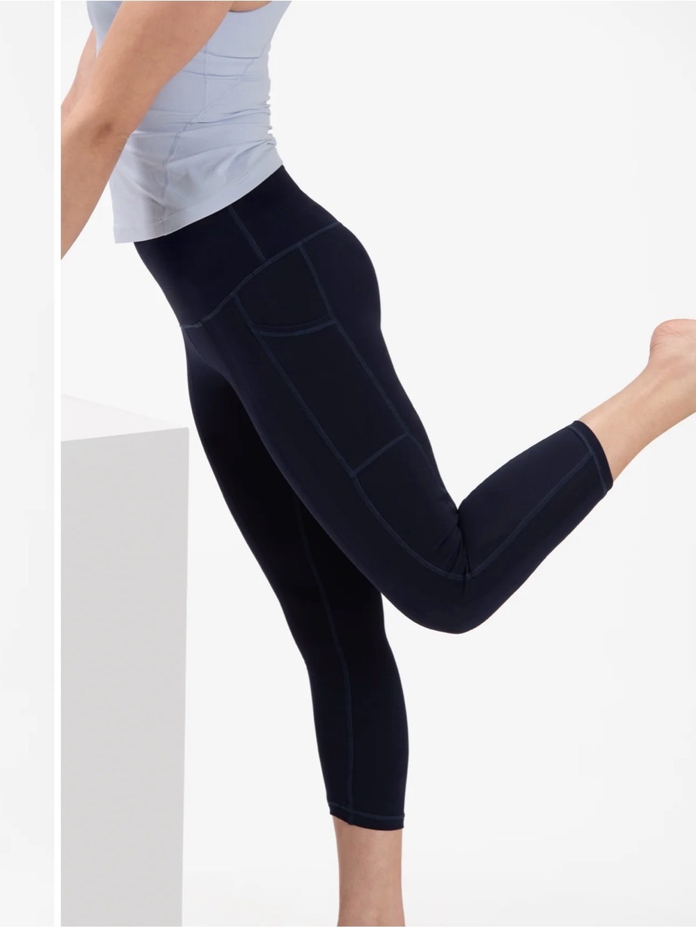 Sweetflexx High-Waist Navy Blue Capri Resistance Leggings, Size 6
